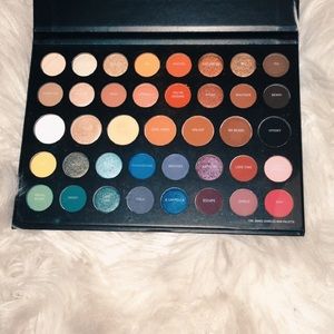 Mini James Charles palette